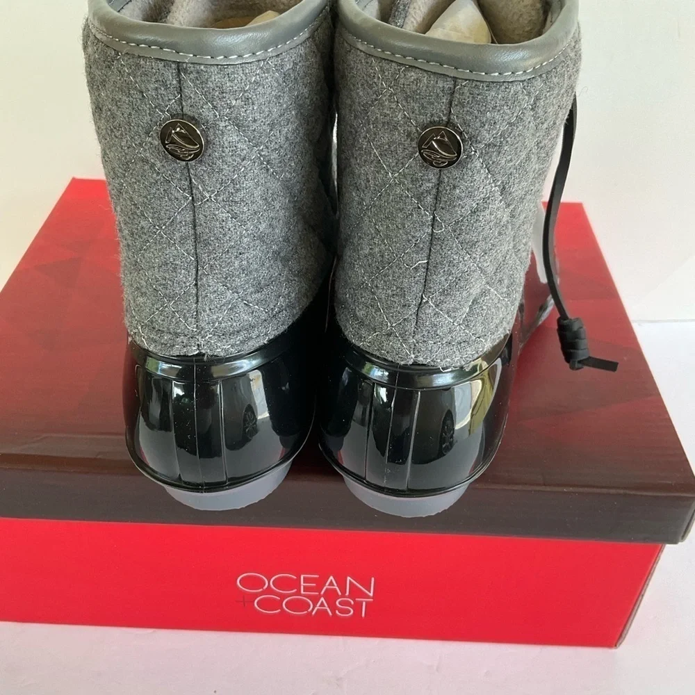 Ocean+Coast Waterproof Boots Quilted Gray Fabric Black Rubber Rain Snow 8 Medium